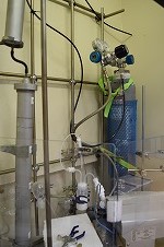 フッ素ガス反応装置